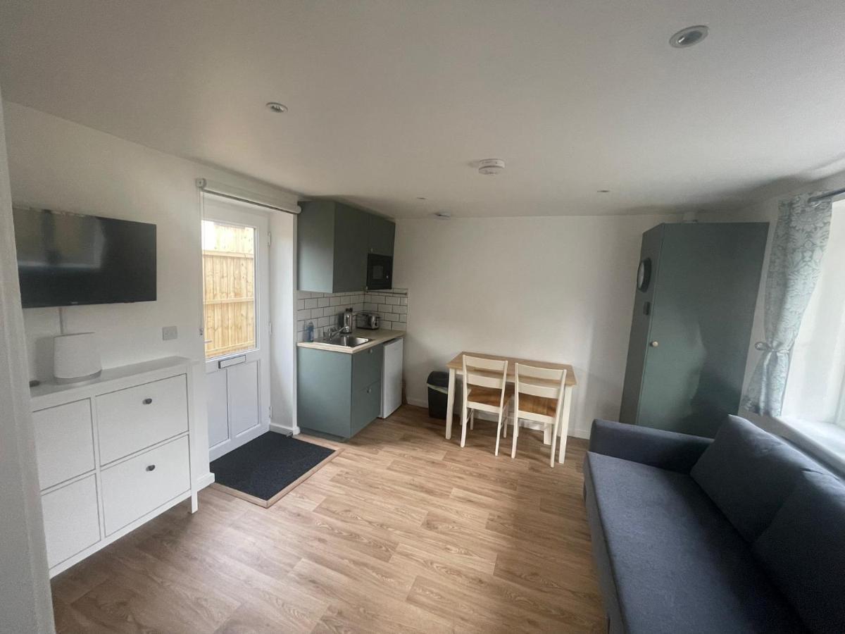 Salisbury Guest Annex Apartment ภายนอก รูปภาพ