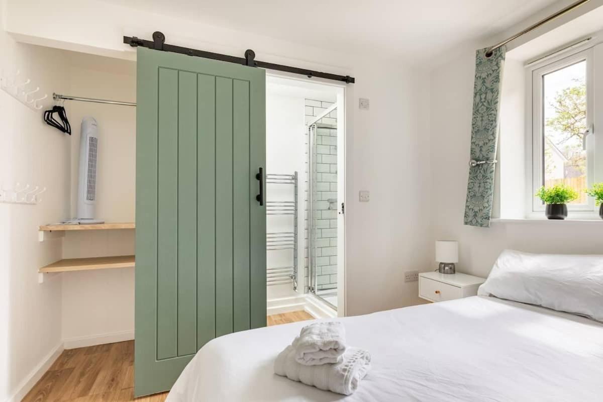 Salisbury Guest Annex Apartment ภายนอก รูปภาพ
