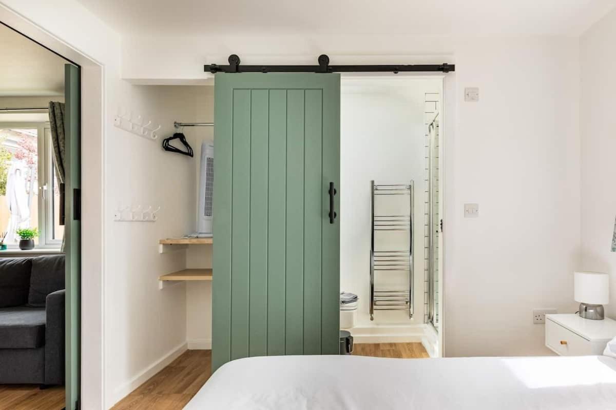 Salisbury Guest Annex Apartment ภายนอก รูปภาพ