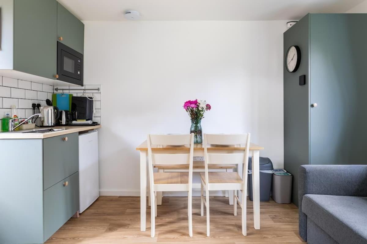 Salisbury Guest Annex Apartment ภายนอก รูปภาพ