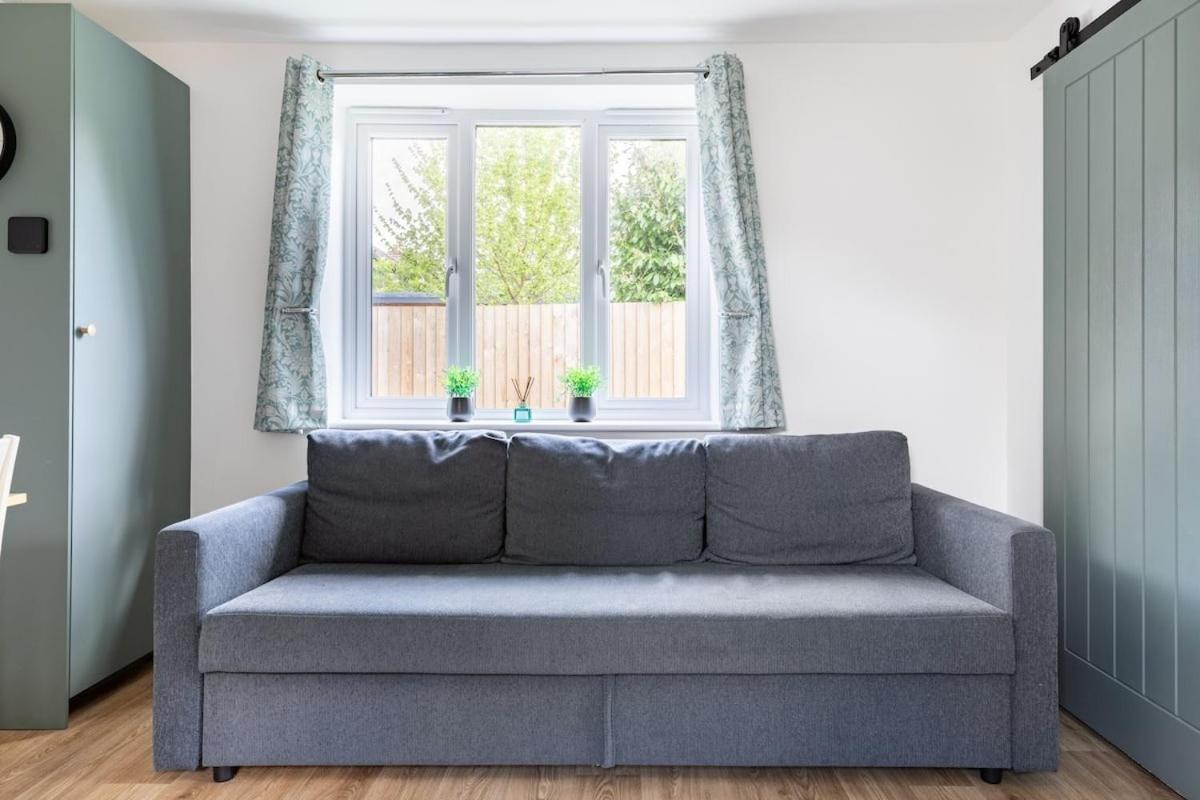 Salisbury Guest Annex Apartment ภายนอก รูปภาพ